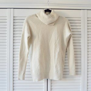 Vince XS Turtleneck Sweater in Cream Wool and Cashmere | Size XS